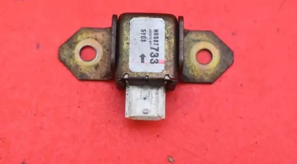 Mitsubishi Outlander Sensor MR587733