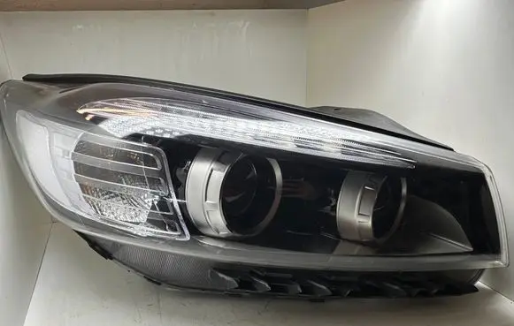 KIA Sorento Headlight/headlamp 92102C5XXX