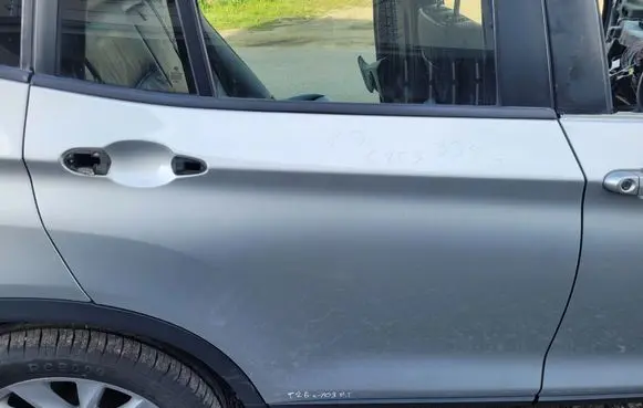 BMW X3 F25 Front door