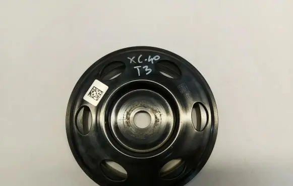 Volvo XC40 Crankshaft pulley 32257350