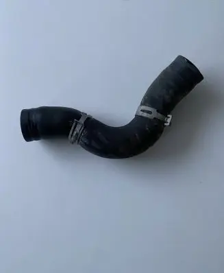 Subaru Outback (BS) Engine coolant pipe/hose