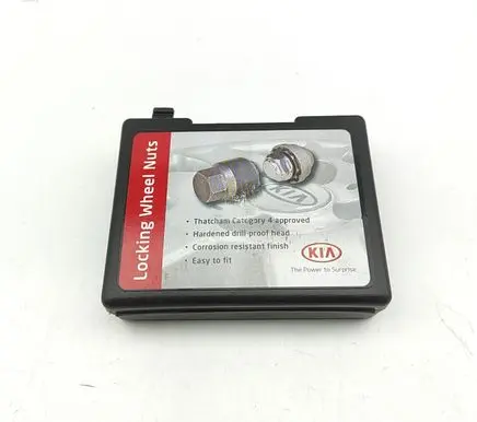 KIA Ceed Anti-theft wheel nuts and lock LP490ADU00