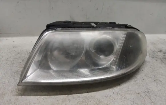 Volkswagen PASSAT B5.5 Headlight/headlamp