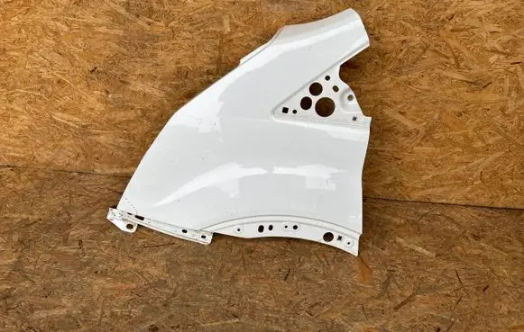 Ford Transit VII Fender K129K8K