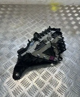 Mercedes-Benz E W238 Fuse module A2135403839 171111 1076