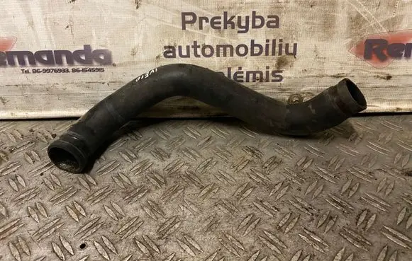 Iveco Daily 35 - 40.10 Engine coolant pipe/hose