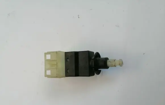 Hyundai Terracan Brake pedal sensor switch