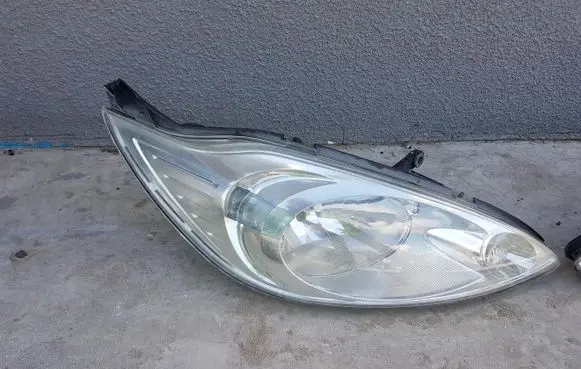 Ford Ka Headlight/headlamp