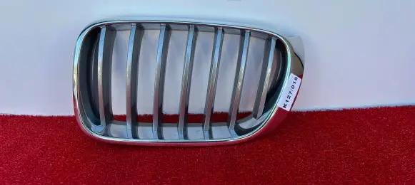 BMW X4 F26 Front bumper lower grill 51117210725