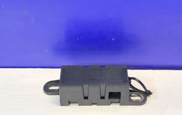 Jaguar XJ X351 Fuse module 8JD743135001 8JD743135