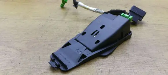 Windshield/windscreen camera
