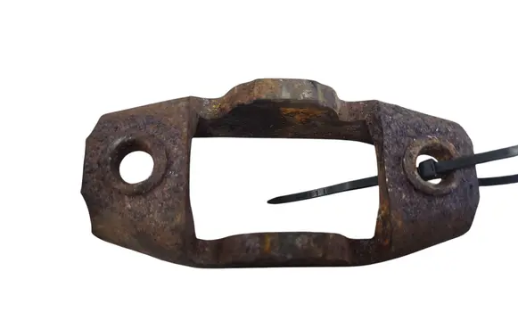 Mitsubishi ASX Fuel Injector clamp holder 
