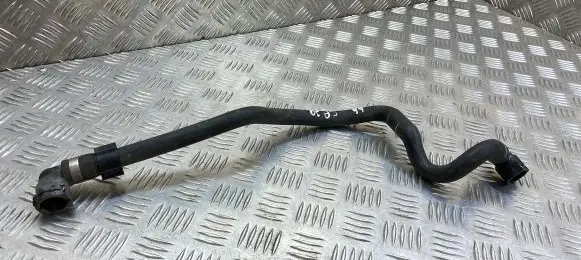 BMW 2 F22 F23 Engine coolant pipe/hose 7647372 764737201