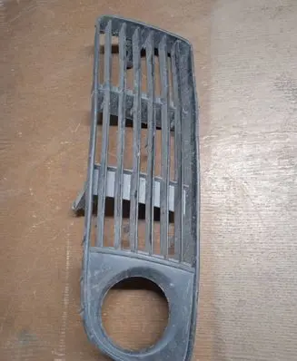 Audi A6 Allroad C5 Front fog light trim/grill 4B0807681R