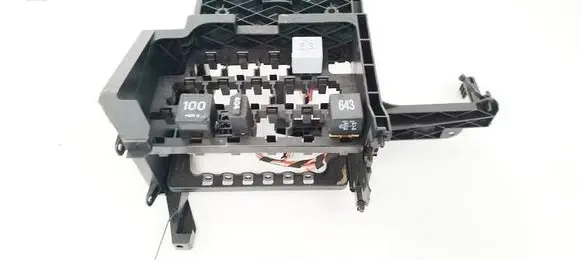 Volkswagen Polo IV 9N3 Fuse box set 6Q0972595A