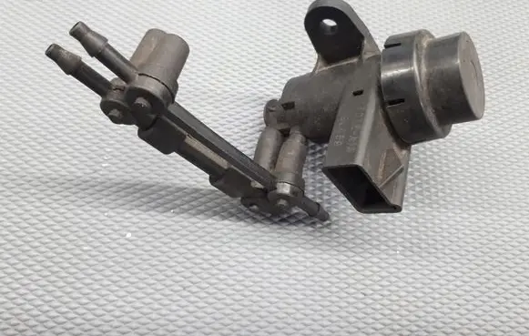 Ford Mondeo MK II Valve vacuum 95BB-9J459-AA