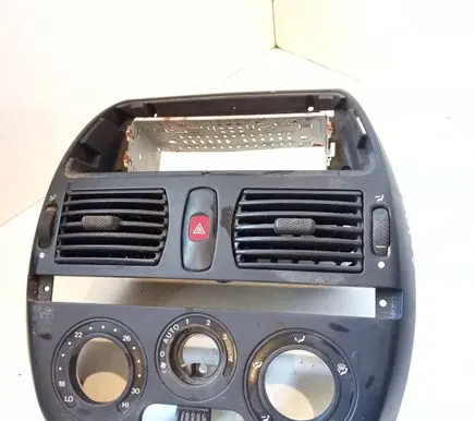 Fiat Bravo - Brava Dash center air vent grill 225187