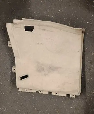 Trunk/boot lower side trim panel