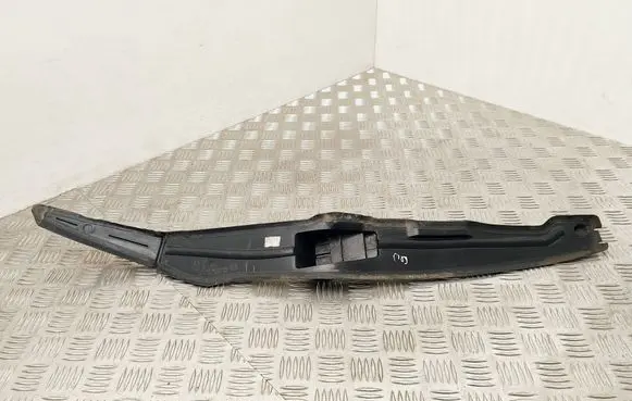 Fender end trim