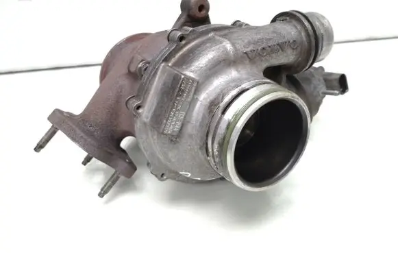 Volvo V40 Turbo 31492968 GTD1446V2