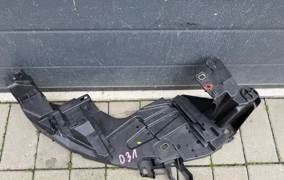 Renault Megane III Headlight/headlamp mounting bracket 622225493R