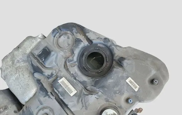 Volvo S60 Fuel tank 31372655 31372654 31372653