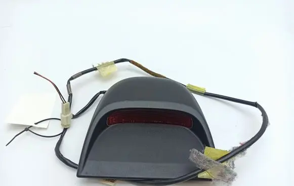 Subaru Legacy Third/center stoplight VC02017 040913H0061