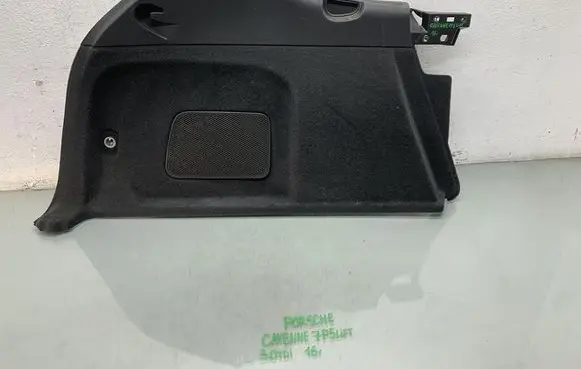 Porsche Cayenne (92A) Trunk/boot side trim panel 7P5867037