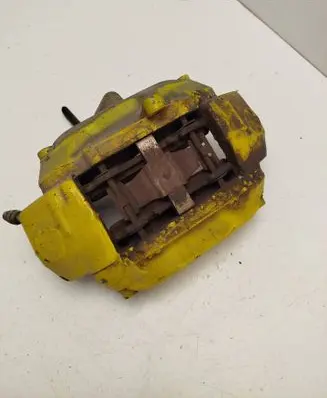 Mercedes-Benz CLS C219 Front brake caliper 20704703