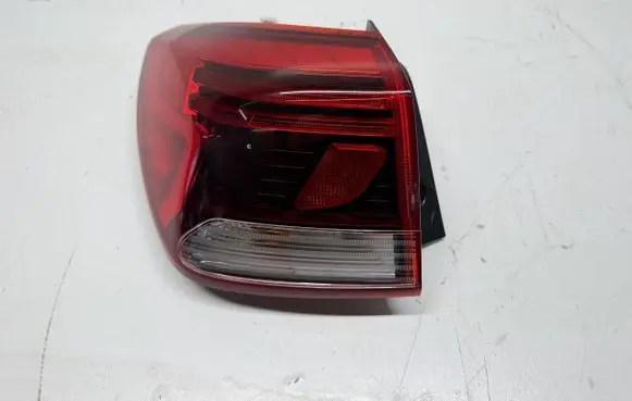 KIA Rio Rear/tail lights 92401H8000