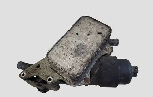 Nissan Qashqai+2 Oil filter mounting bracket 70375888