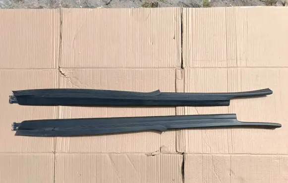 Porsche 911 997 Fender end trim 99757246602 99757246502