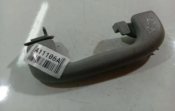 Opel Zafira B Rear interior roof grab handle 