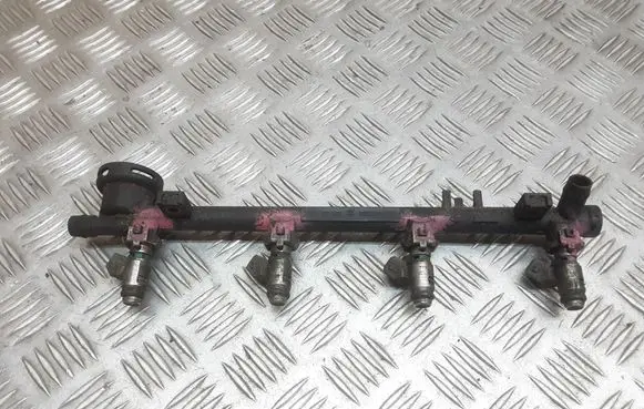 Renault Laguna II Fuel injectors set 7700107405