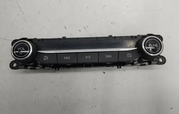 Ford Focus Head unit multimedia control 18K811