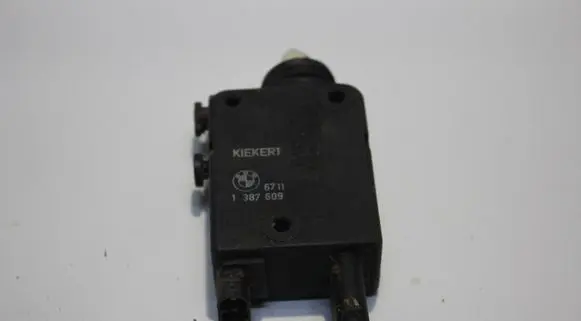 BMW 3 E36 Central locking motor 67111387609