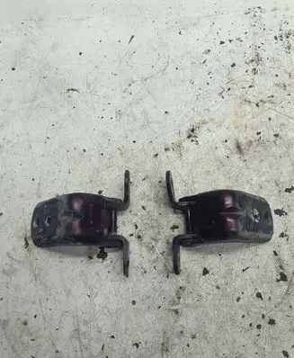 Infiniti EX Front door hinge set 