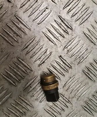 Coolant temperature sensor
