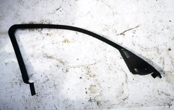 BMW 1 E81 E87 Front door glass trim molding 51337121145 51337121145-15