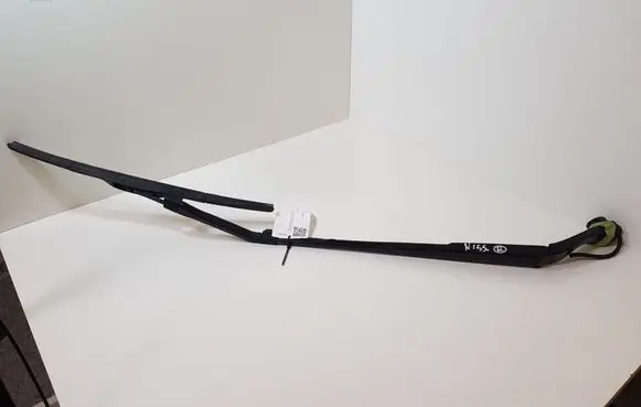 Nissan Rogue Windshield/front glass wiper blade 
