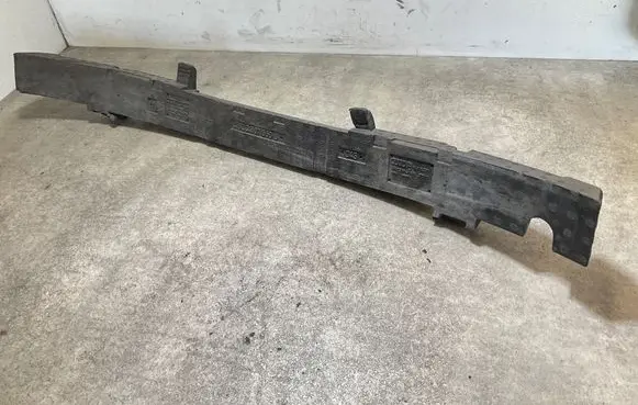 Front bumper foam support bar