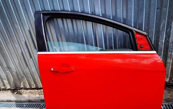 Ford Focus ST Front door