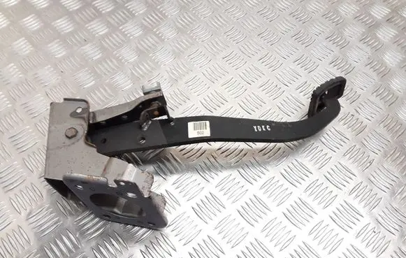 Hyundai Santa Fe Brake pedal