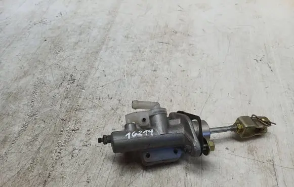 Mitsubishi Outlander Clutch master cylinder