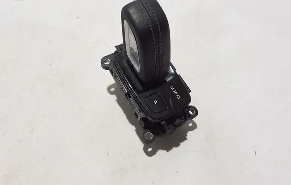 Volvo XC60 Gear shifter/selector 31492152