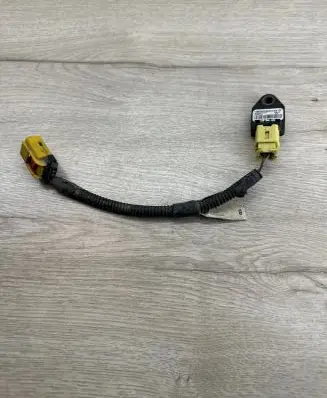 Dodge Nitro Airbag deployment crash/impact sensor P04896061AA 39754C TC6ME299762189