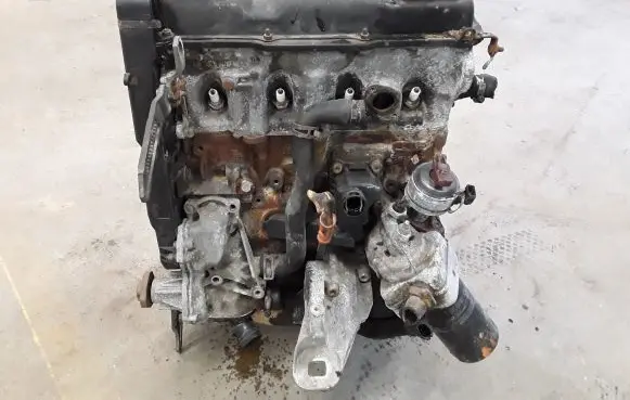 Audi A6 S6 C4 4A Engine