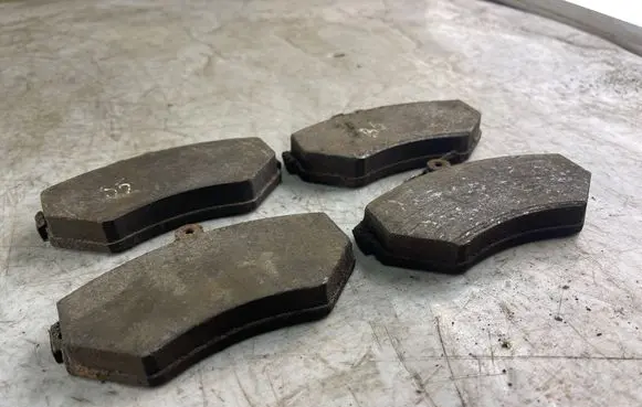 Volkswagen PASSAT B5 Brake pads (front) 