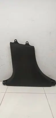 Mercedes-Benz C W205 (B) pillar trim (bottom) WPT52052 18321224 A2056900025