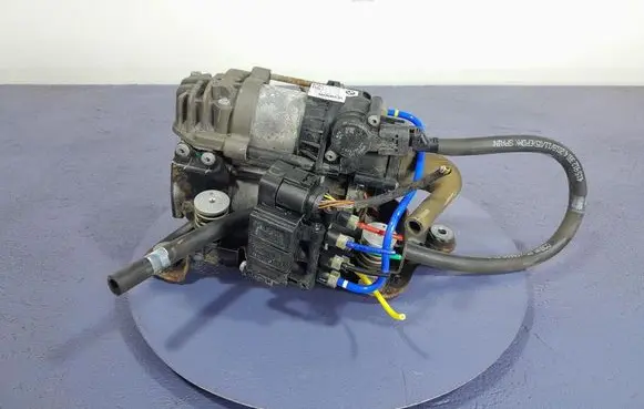 Audi A4 S4 B7 8E 8H Air conditioning (A/C) compressor (pump) 6884682